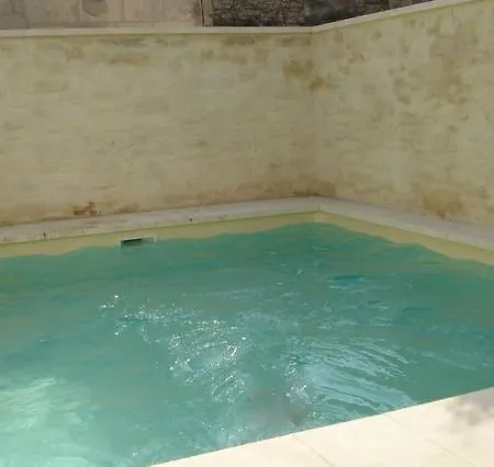 La Ratoune بيت للعطل Comps (Gard)